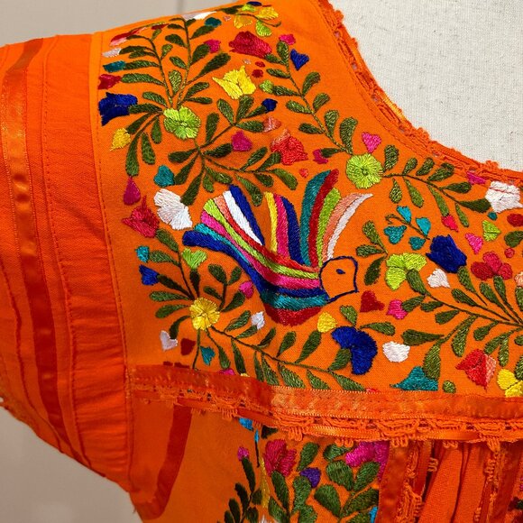 Mexican orange dress, Oaxaca dress, hand embroidery dress. - Picture 4 of 9